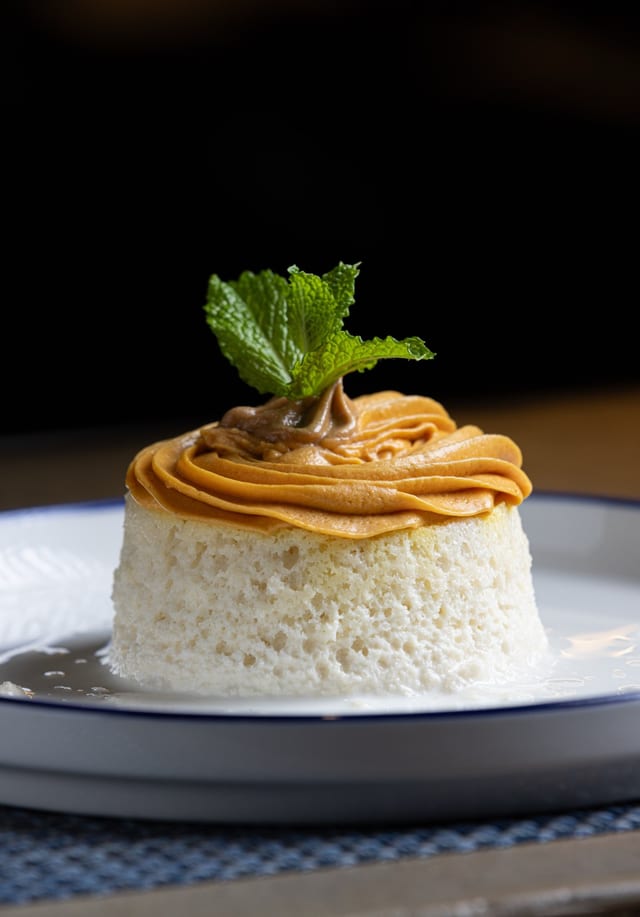 Cuatro Leches Lucuma.