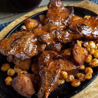 ANTICUCHOS